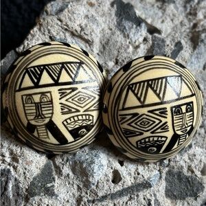 Vintage Tribal Art Earrings!
